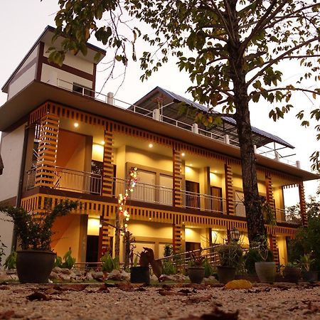 Airport Phuket Garden Resort Таланг Екстериор снимка