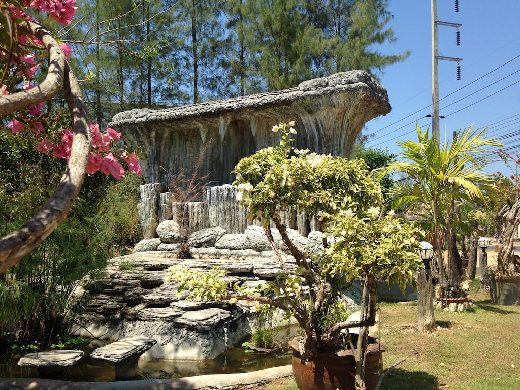 Airport Phuket Garden Resort Таланг Екстериор снимка