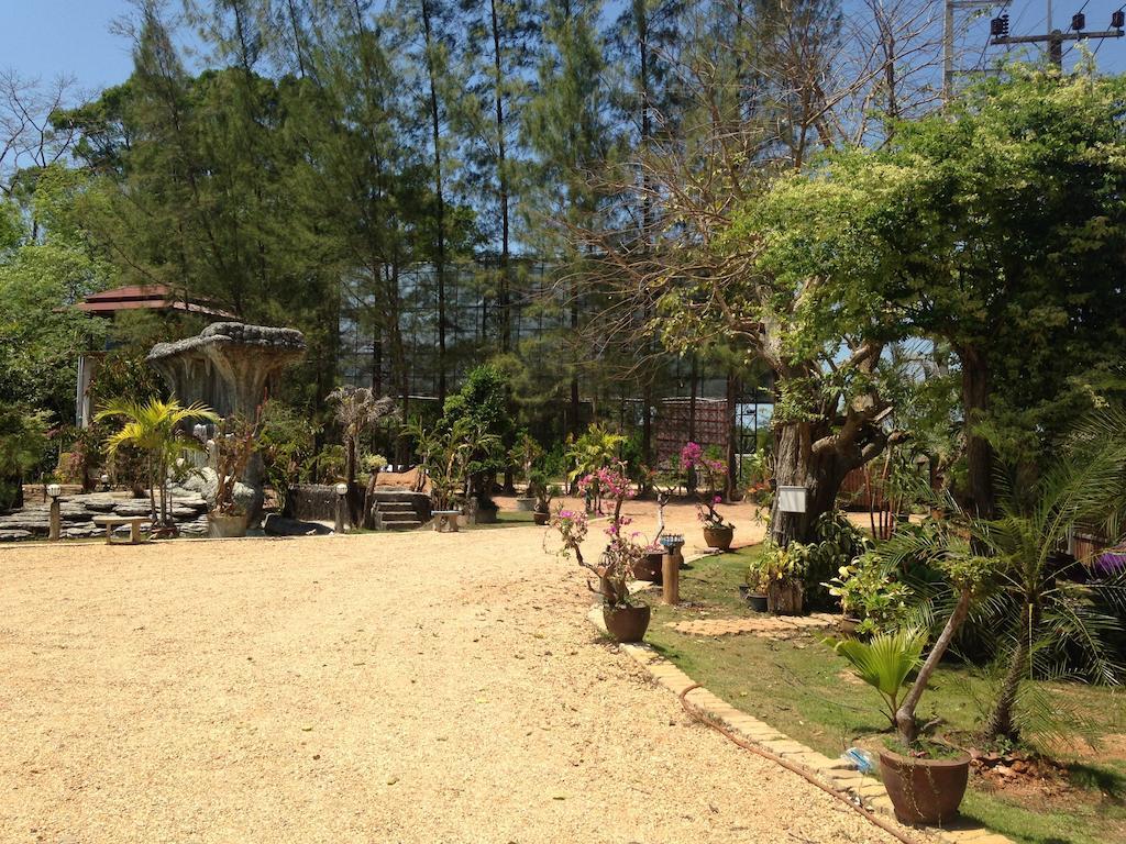 Airport Phuket Garden Resort Таланг Екстериор снимка