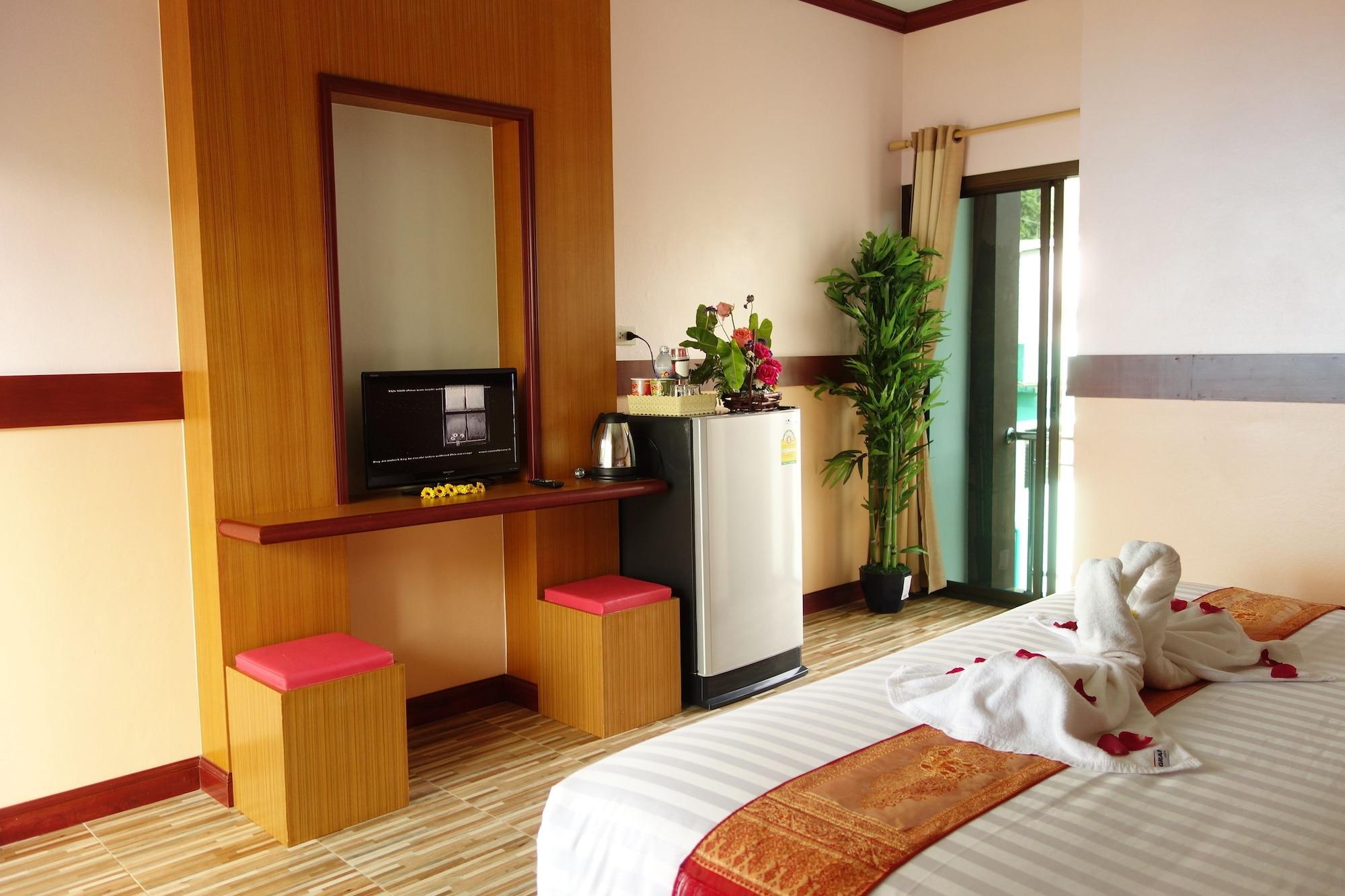 Airport Phuket Garden Resort Таланг Екстериор снимка