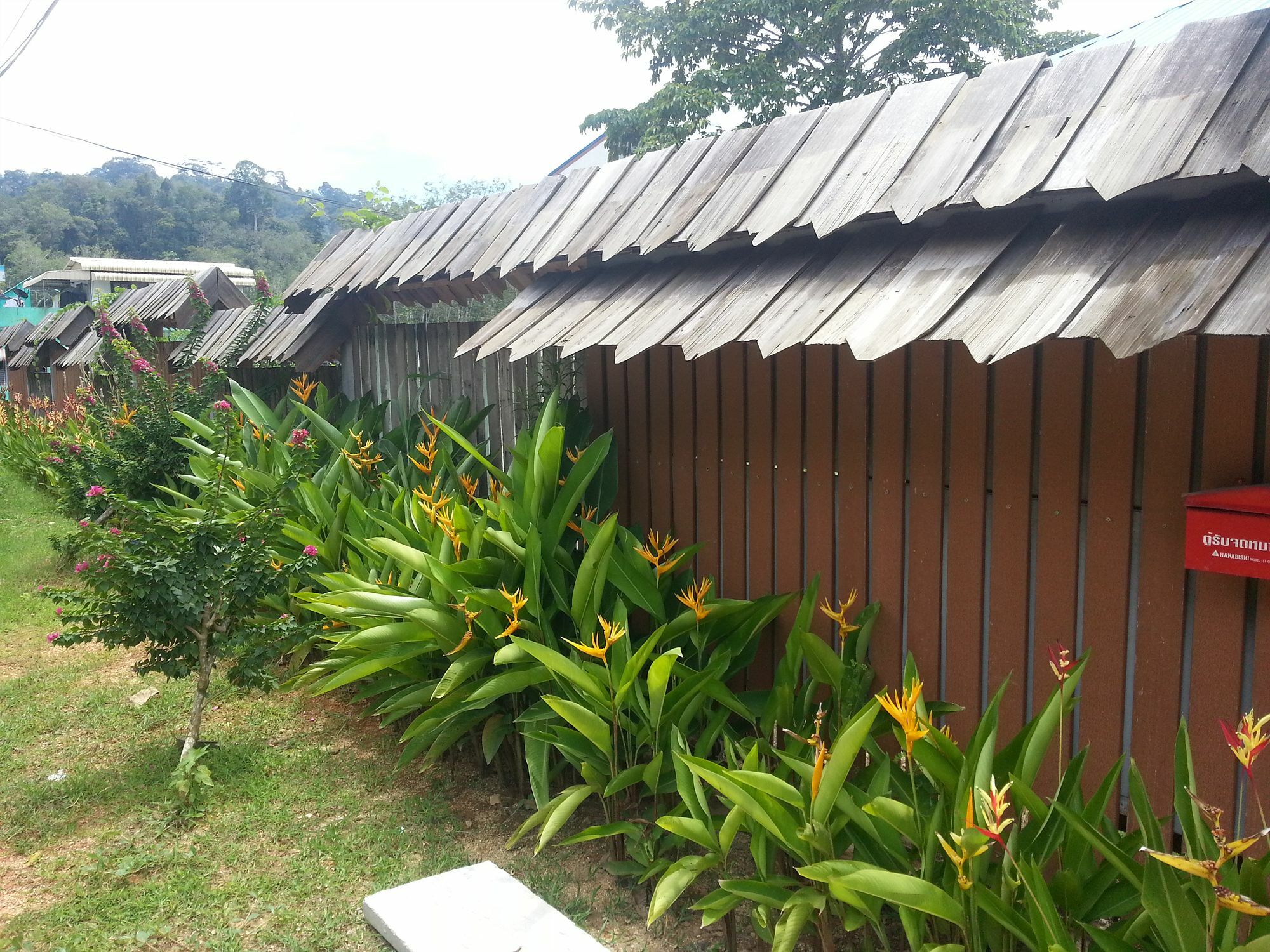 Airport Phuket Garden Resort Таланг Екстериор снимка